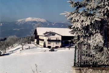 Austria Privát Sankt Corona am Wechsel, Exterior